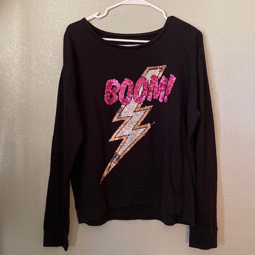 PINK Victoria’s Secret black BOOM 💥 sequins crew neck sweater SIZE L